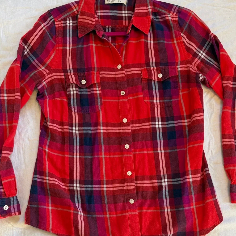 Old Navy Red and Navy Plaid Button-Up Shirt - Picture 4 of 4